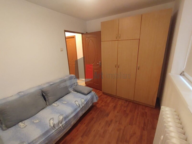 Uioara- Huedin Vanzare apartament 3 camere