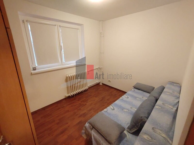 Uioara- Huedin Vanzare apartament 3 camere