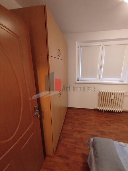 Uioara- Huedin Vanzare apartament 3 camere