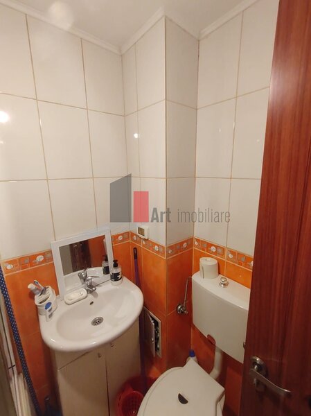 Uioara- Huedin Vanzare apartament 3 camere